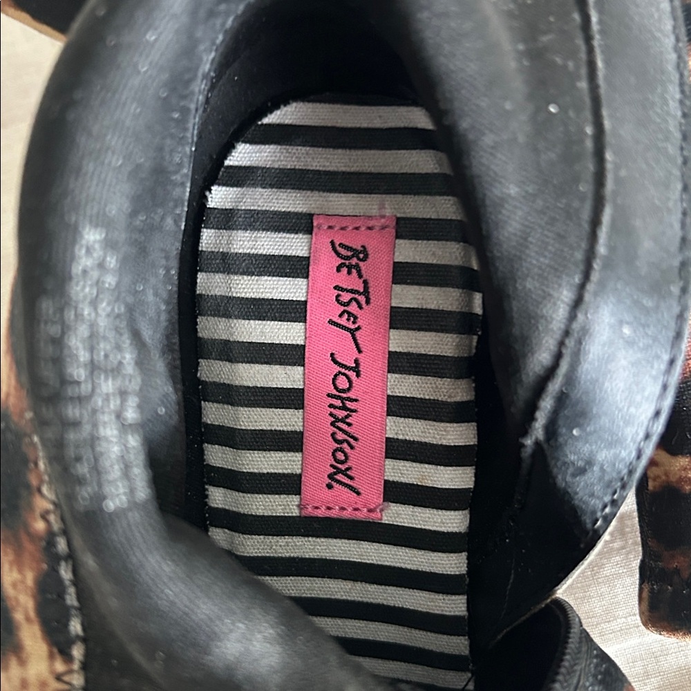 Betsey Johnson Leopard Ankle Boots with Red Heel - Picture 3 of 5